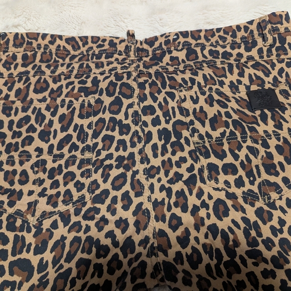 Zara Tan Leopard Print Straight Leg Jeans - Picture 6 of 8